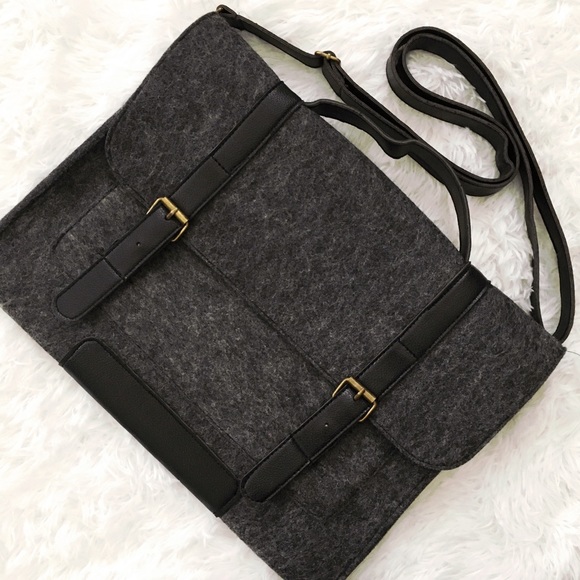 Handbags - Lightweight Messenger Bag